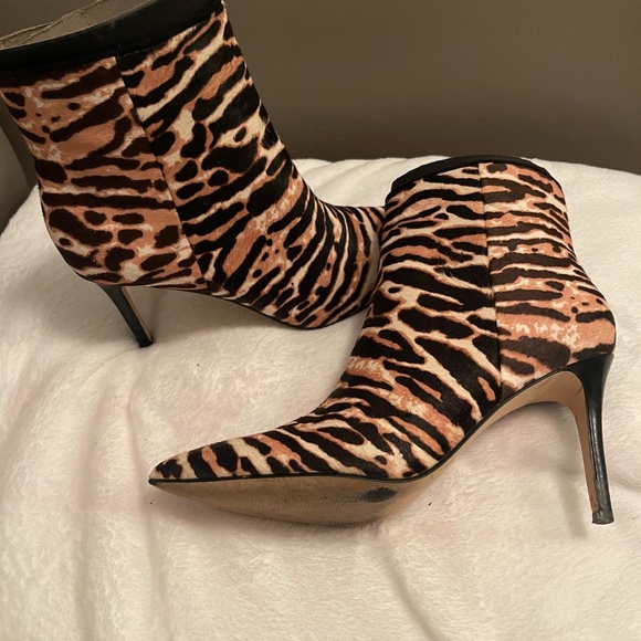 Boots - Picture 2 of 4